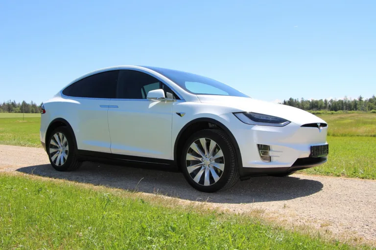 Особенности нового Roadster от Tesla